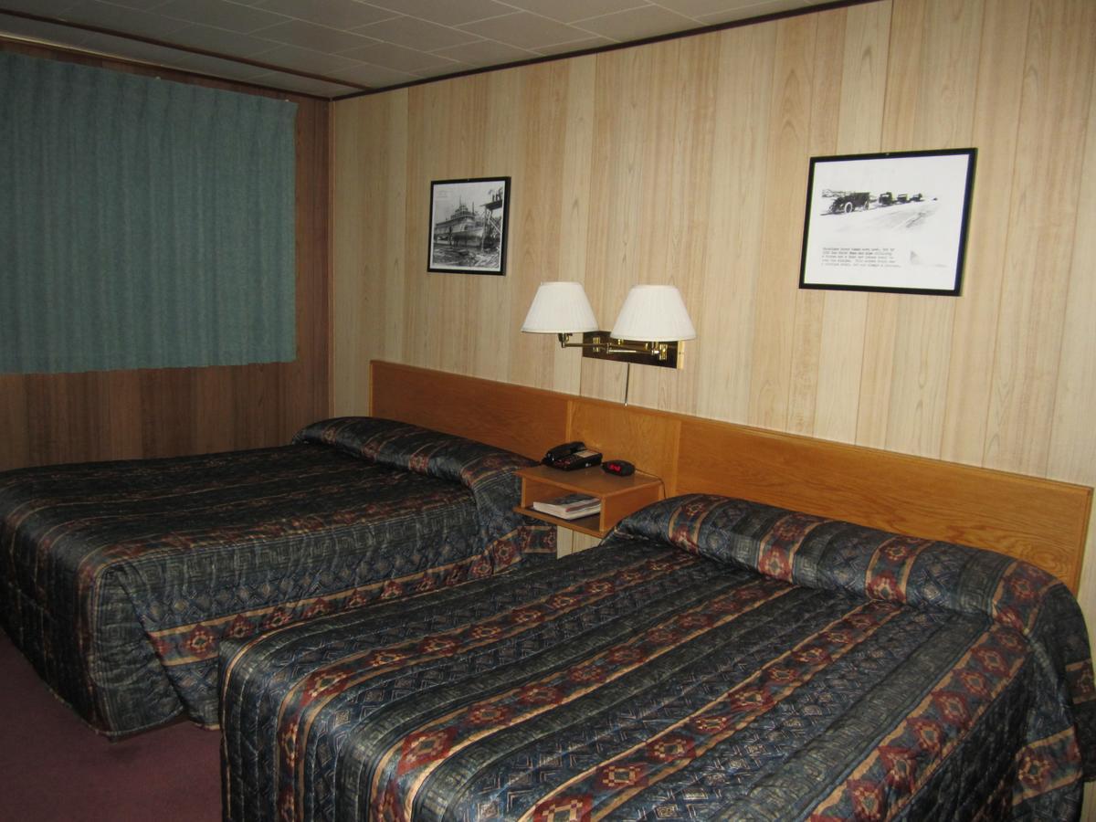 Airport Chalet Whitehorse Exteriér fotografie